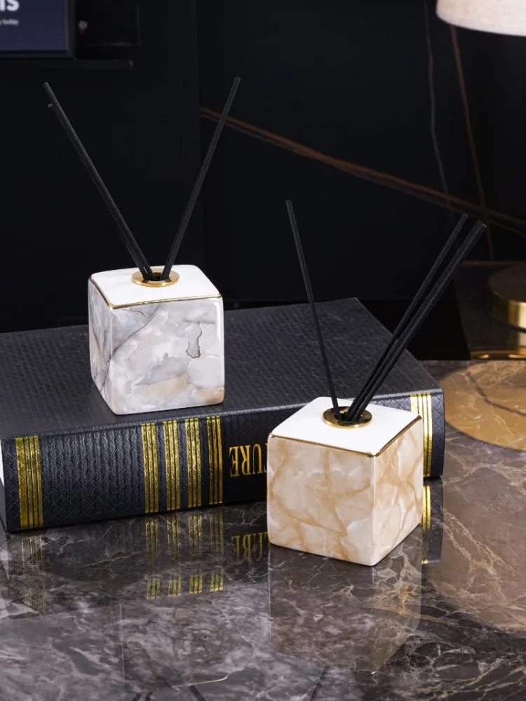 Frasco de Cerâmica Europeu par - Home Essentials Bathroom Storage avaliação e preço